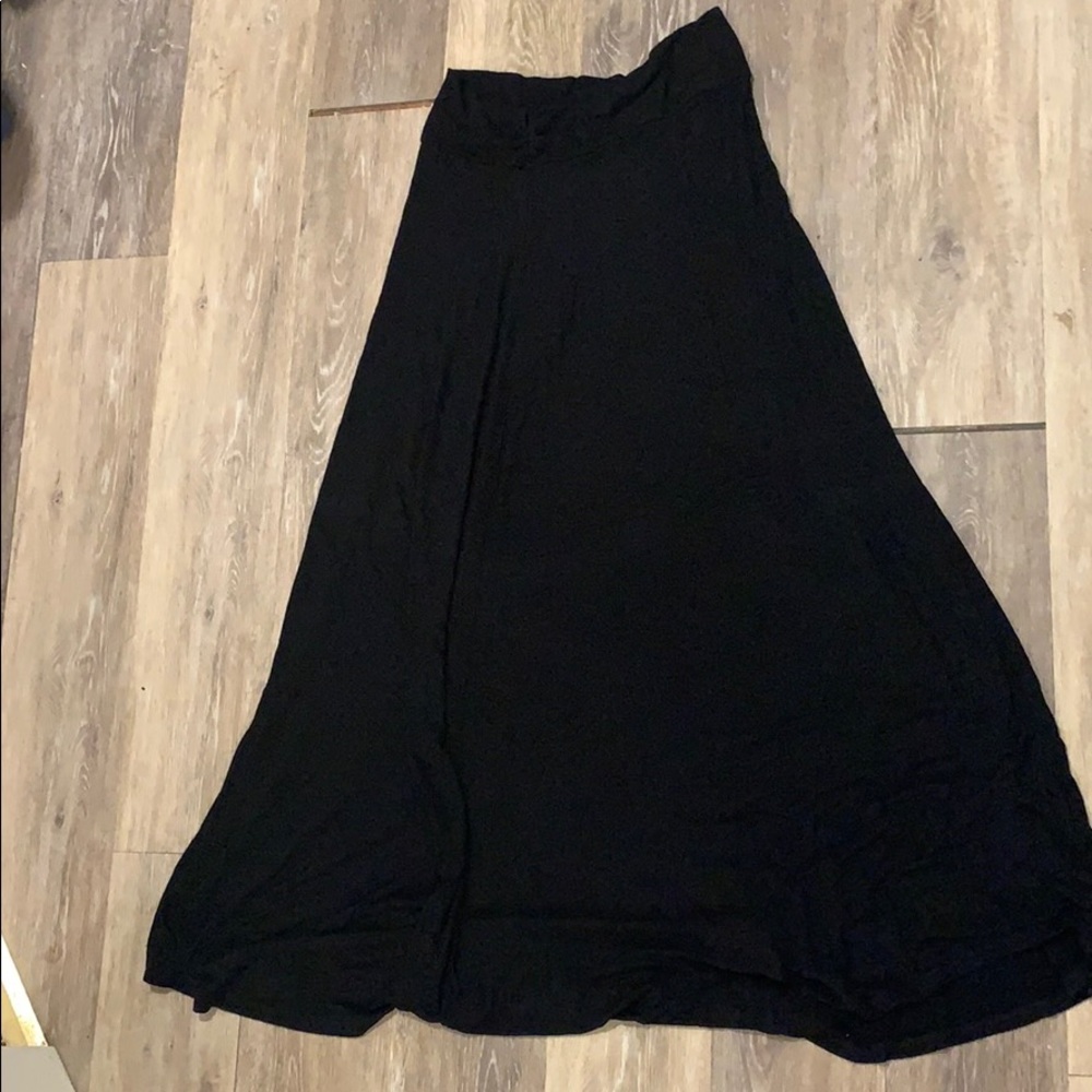 Black maxi skirt